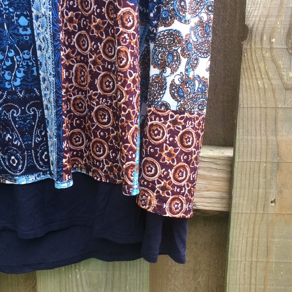 Corvia Top - Picture 7 of 7